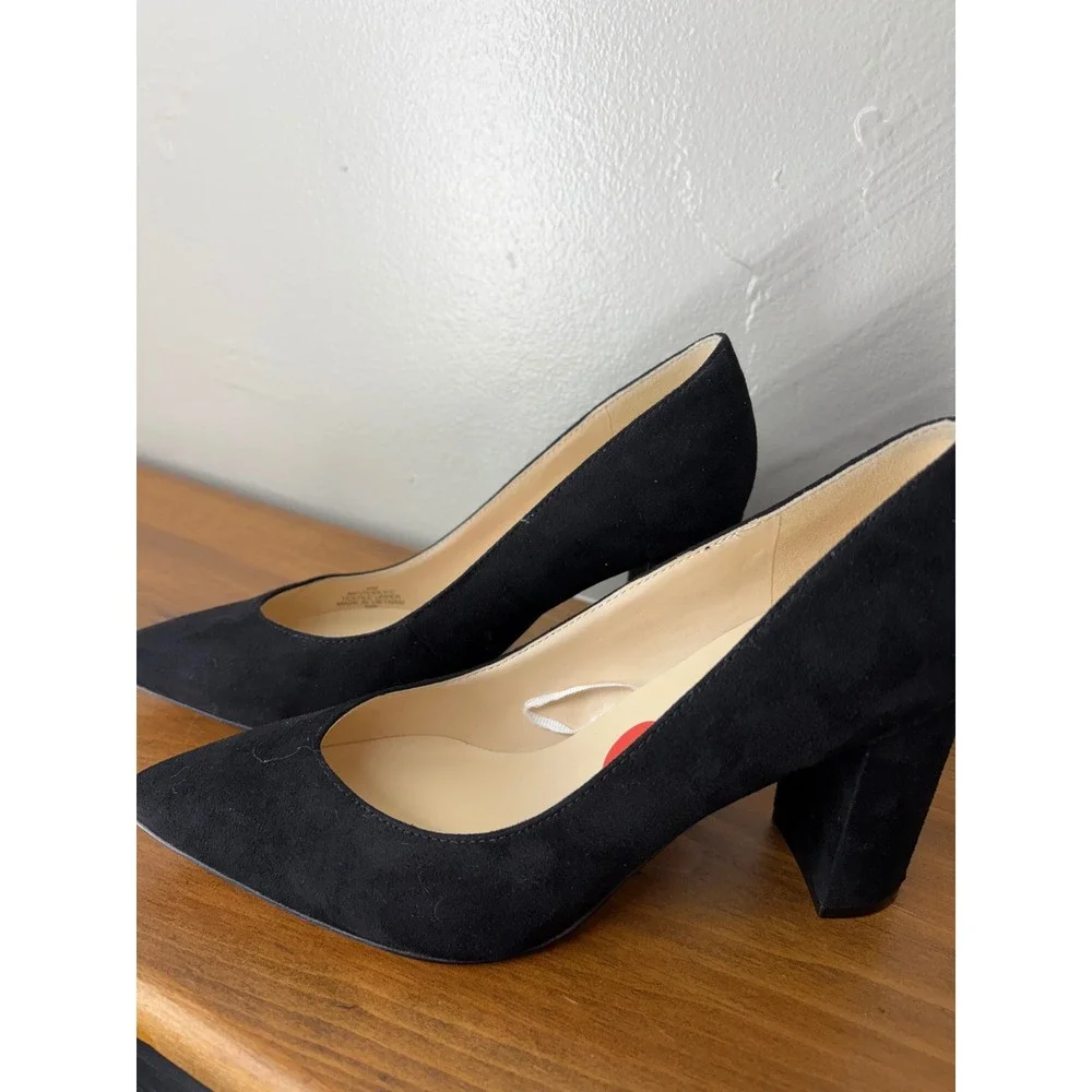 Marc Fisher Vividly Black Suede Pointed Toe Block Heel Pumps MFVIVIDLY-C Size 6M